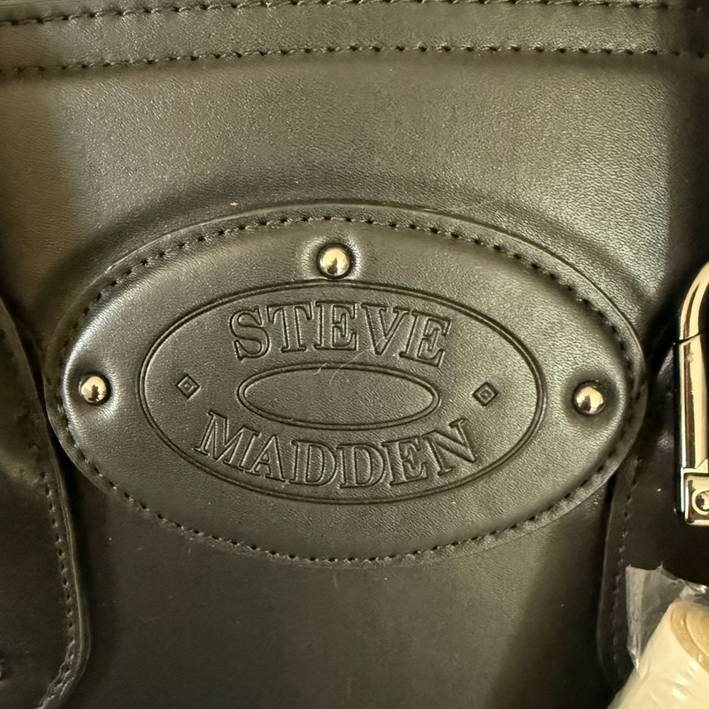Steve Madden Black Blylla Tote Bag - NWT - Picture 2 of 9